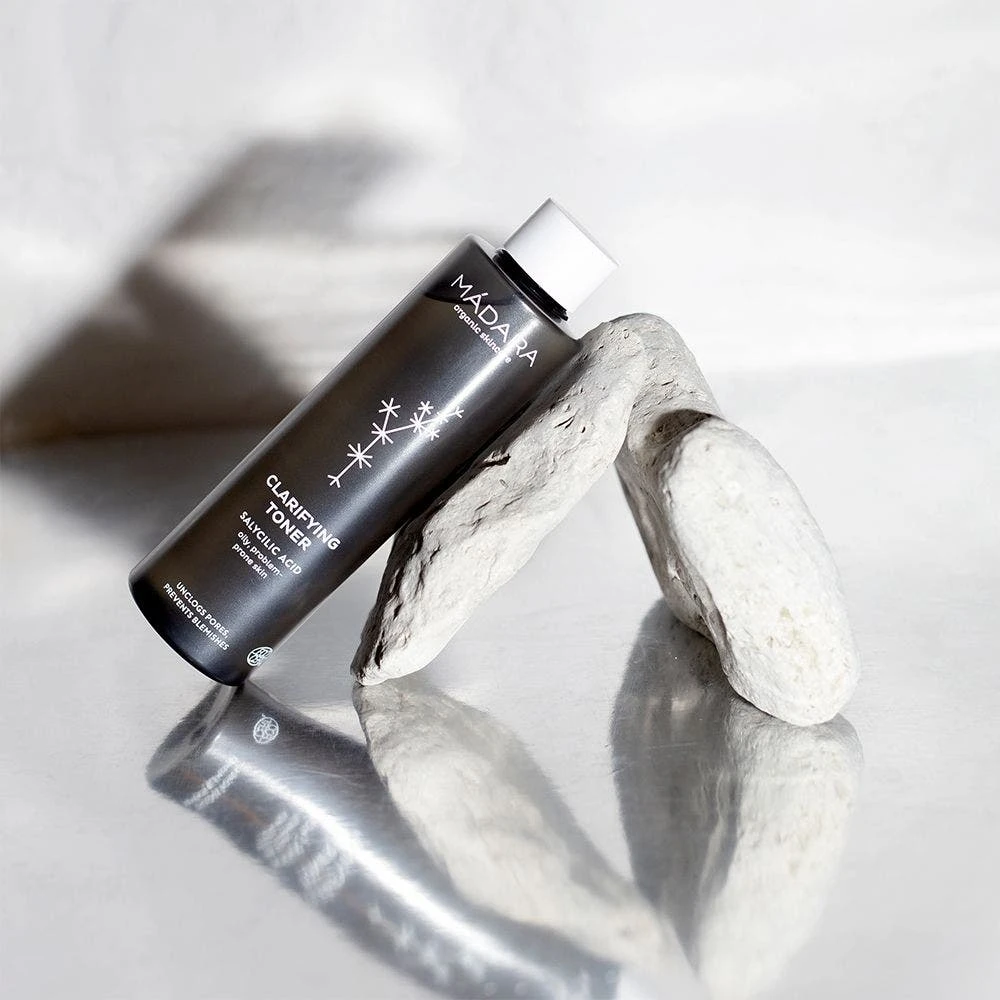Tonico Chiarificatore 200 Ml MÁDARA Organic Skincare 3 Tonico Chiarificatore 200 Ml MÁDARA Organic Skincare - immagine 3