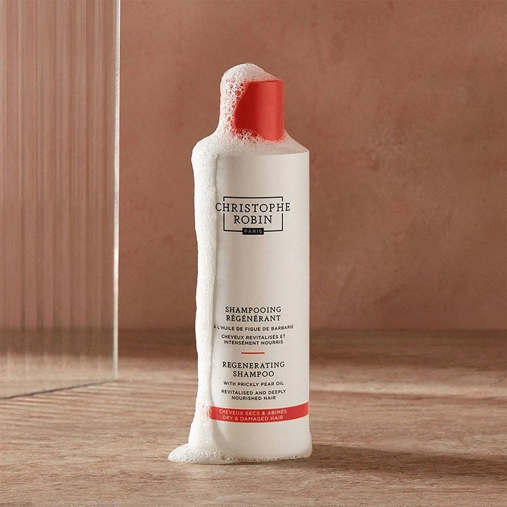 Shampoo Rigenerante All'olio Di Fico D'India 250ml Rituel Régénérant Capelli Secchi E Danneggiati Christophe Robin 2 Shampoo Rigenerante All'olio Di Fico D'India 250ml Rituel Régénérant Capelli Secchi E Danneggiati Christophe Robin - immagine 2